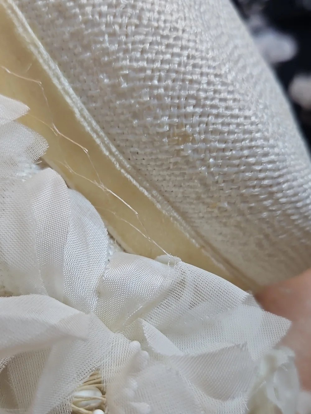 1950s Vintage Rare Judith Leiber Straw  Floral Pillbox Veil Hat Petal Trim